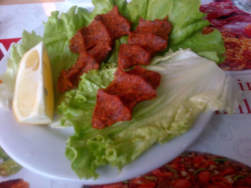 Çiğ Köfte tarifi